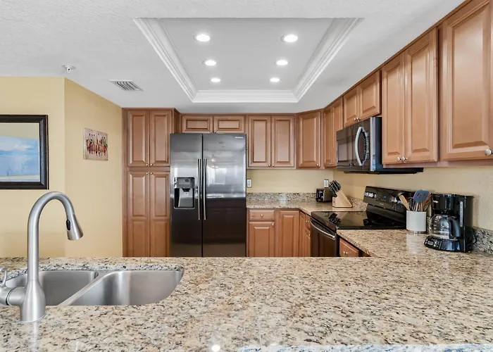 Dollar 202 Apartment